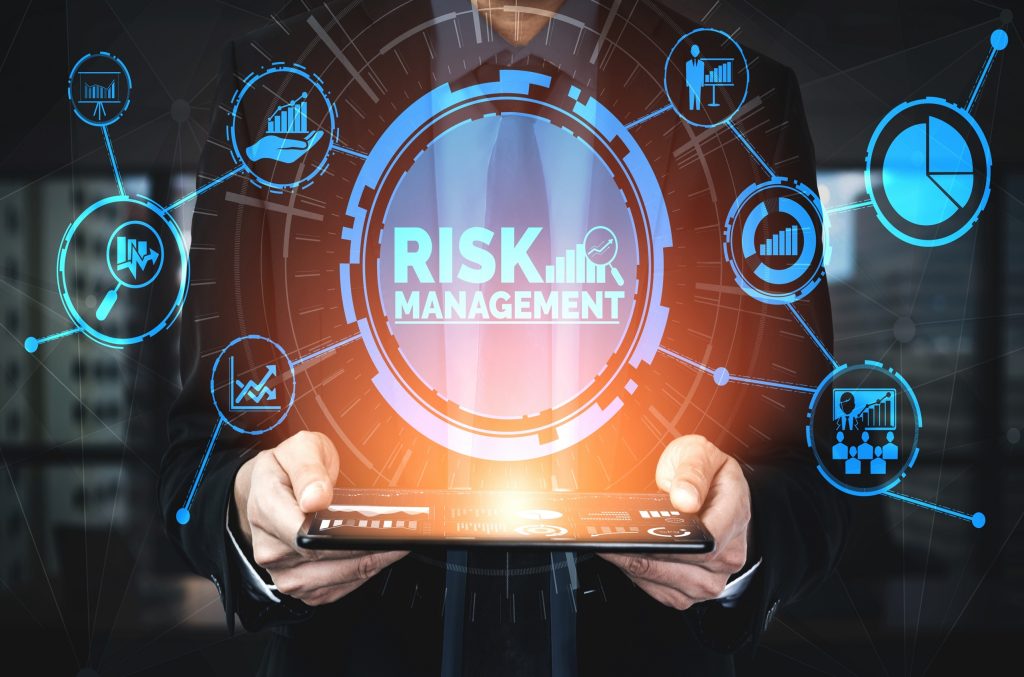 İş Yönetim Simülasyonları Risk Yönetiminde Nasıl Kullanılır konulu Görsel